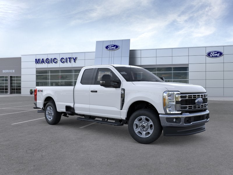 2026 Ford Super Duty F-250® XLT