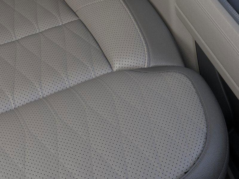 2025 Ford Super Duty F-250® Platinum®