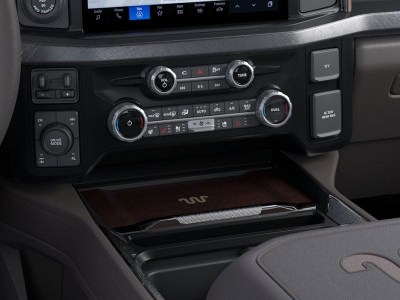 2025 Ford Super Duty F-350® King Ranch®