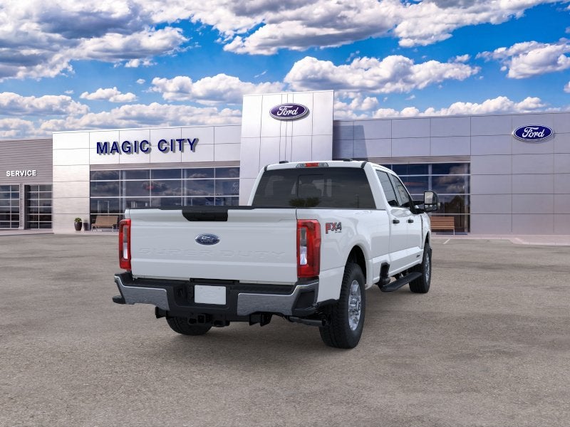 2026 Ford Super Duty F-350® XLT