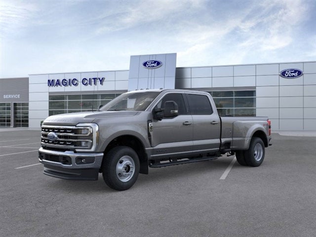 2026 Ford Super Duty F-350® XLT