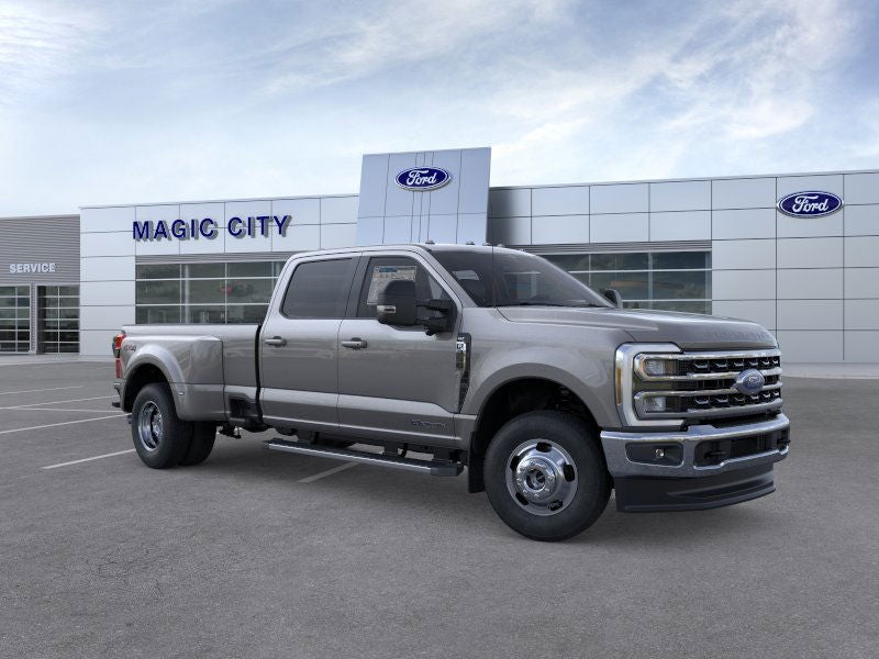 2026 Ford Super Duty F-350® XLT