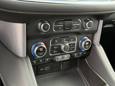 2024 GMC Yukon 4WD SLT