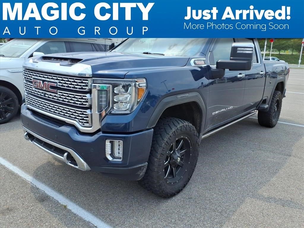 2023 GMC Sierra 3500HD 4WD Crew Cab Standard Bed Denali