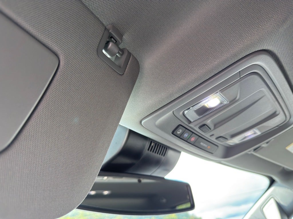 2025 GMC Sierra 1500 4WD Crew Cab Short Box SLT