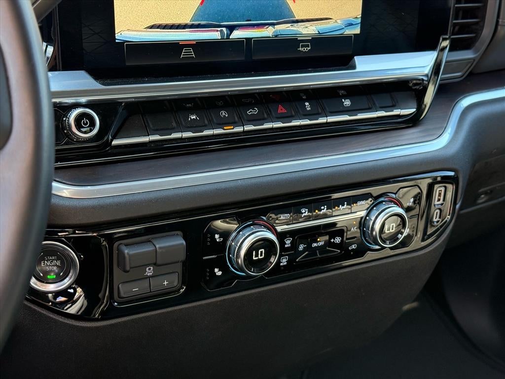 2025 GMC Sierra 1500 4WD Crew Cab Short Box SLT