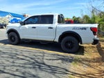 2021 Nissan TITAN Crew Cab PRO-4X 4x4