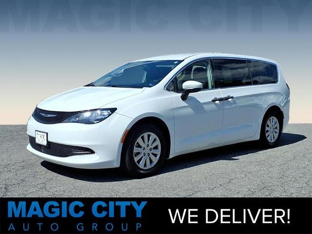 2021 Chrysler Voyager L