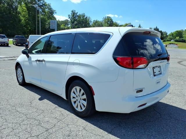 2021 Chrysler Voyager L