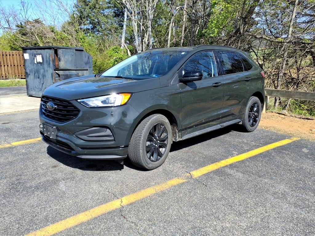 2022 Ford Edge SE