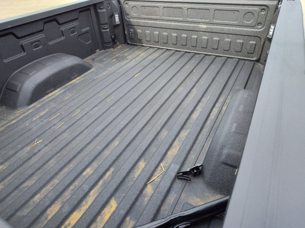 2025 Chevrolet Silverado 2500HD 4WD Crew Cab Standard Bed Custom