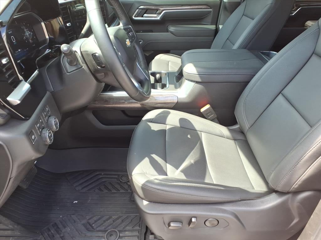 2026 Chevrolet Silverado 2500 HD Crew Cab, Standard Bed, LTZ, 4WD