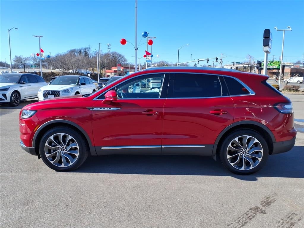 2021 Lincoln Nautilus Reserve