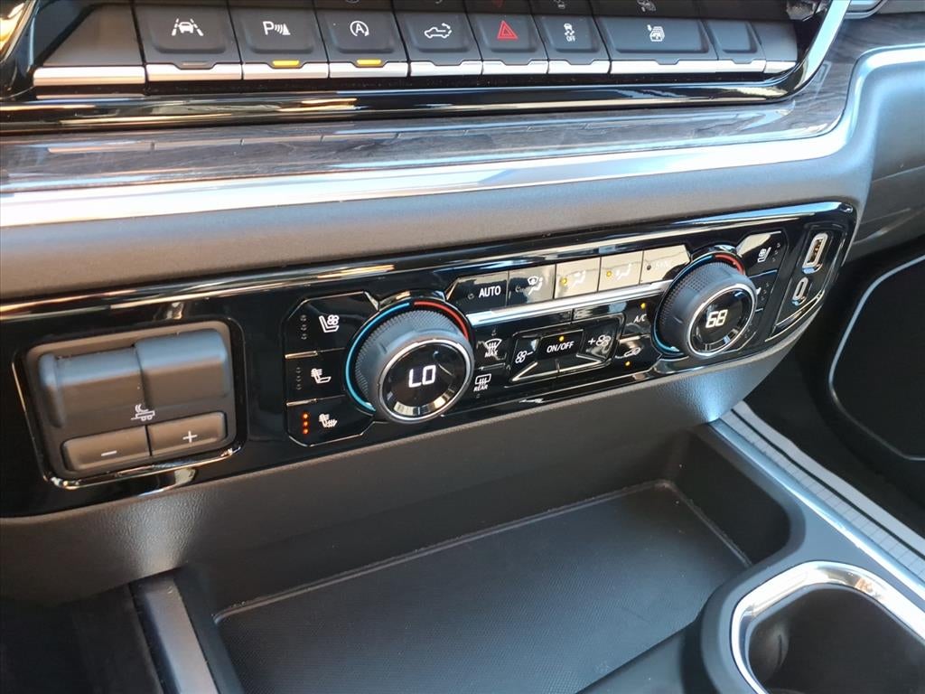 2025 Chevrolet Silverado 1500 4WD Crew Cab Short Bed LTZ