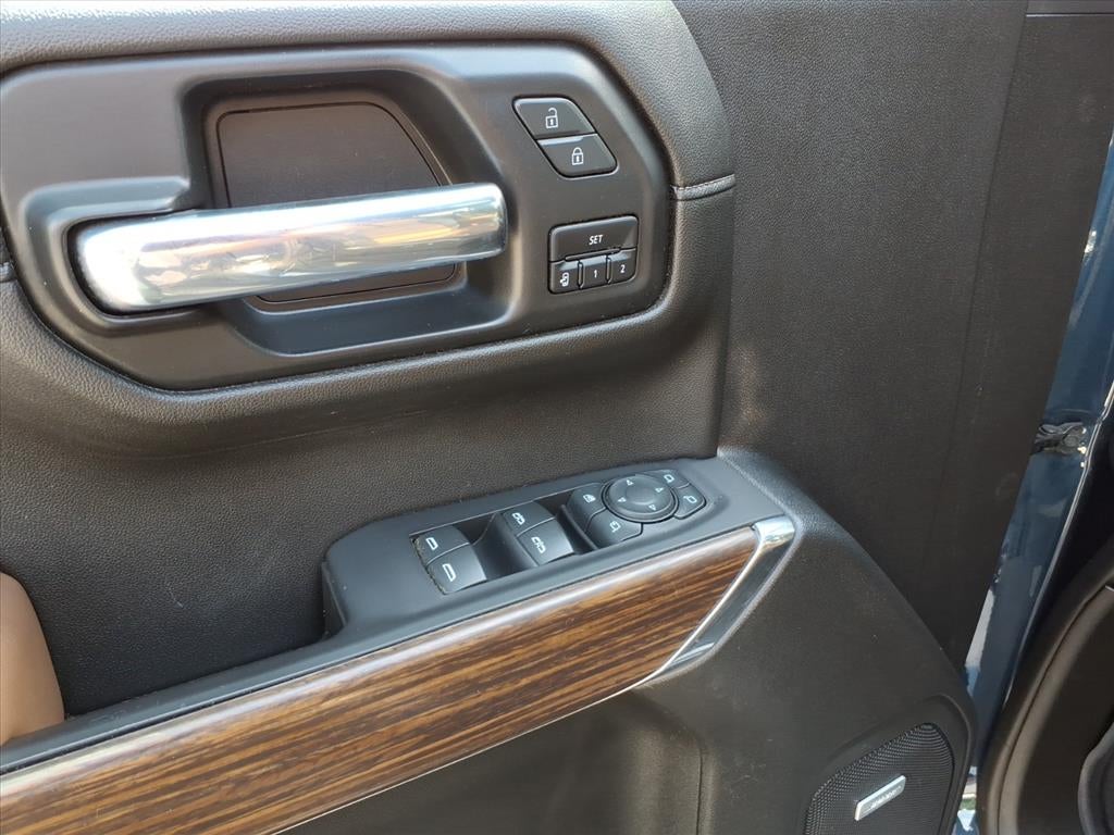 2021 Chevrolet Silverado 1500 4WD Crew Cab Short Bed High Country