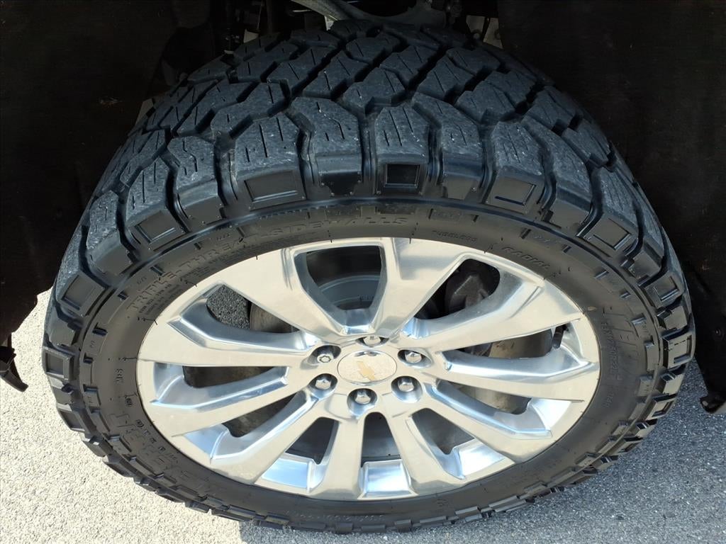 2021 Chevrolet Silverado 1500 4WD Crew Cab Short Bed High Country