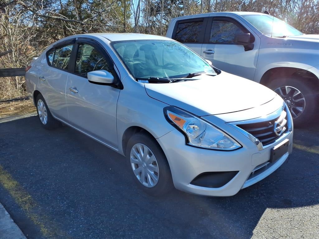 2018 Nissan Versa 1.6 SV
