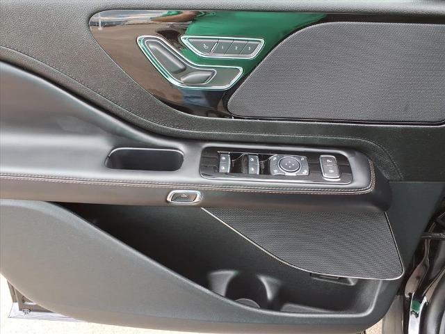 2023 Lincoln Aviator Standard