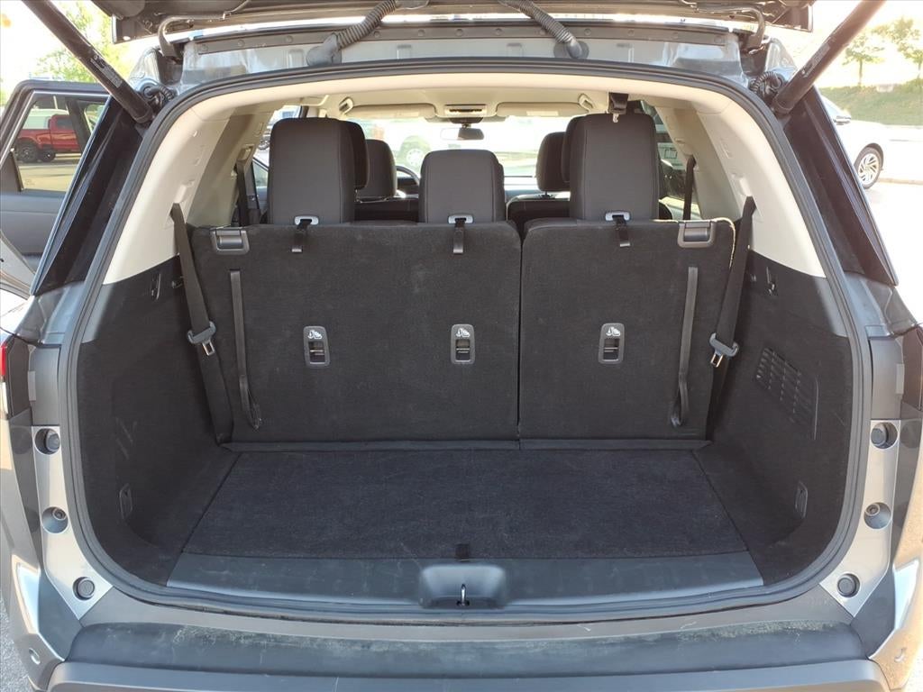 2025 Nissan Pathfinder SV 4WD