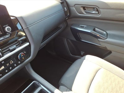 2025 Nissan Pathfinder SV 4WD