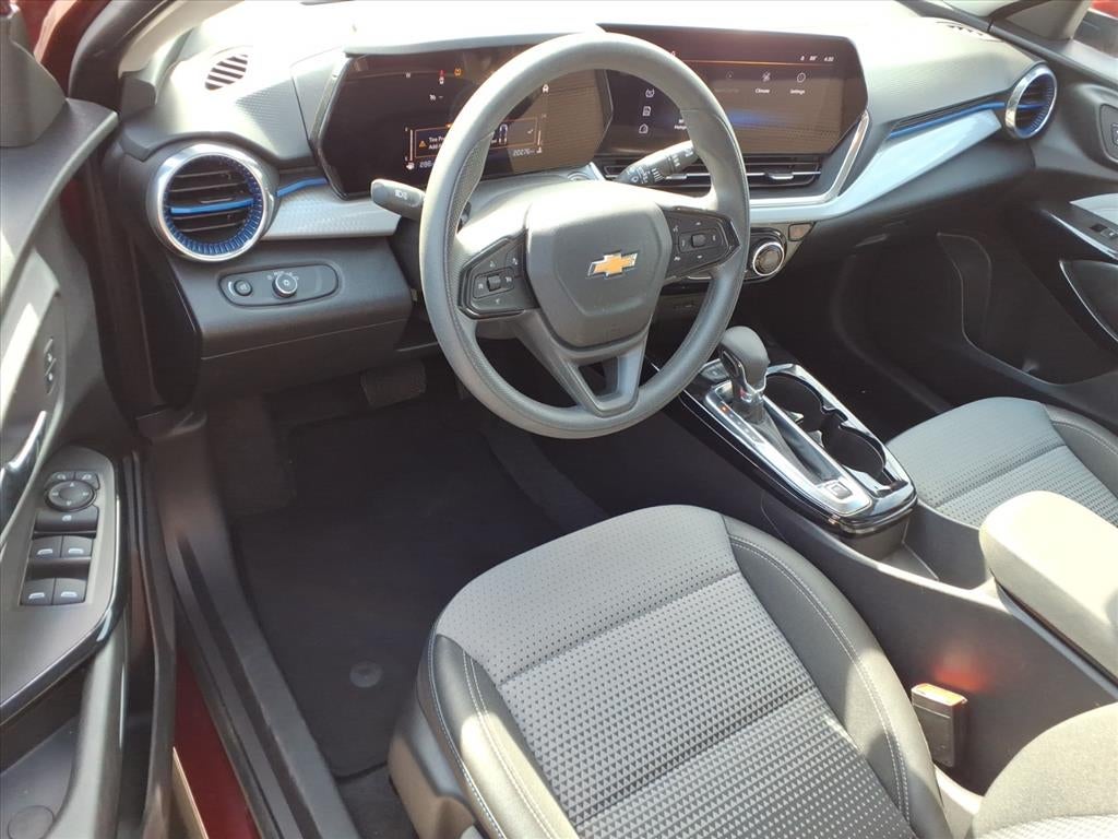 2025 Chevrolet Trax FWD LT